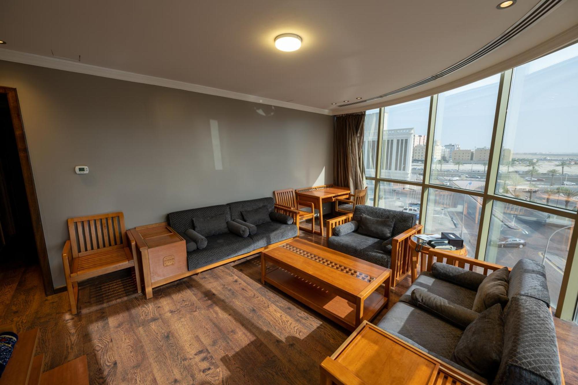 Tanal Serviced Apartments 알크호바르 객실 사진